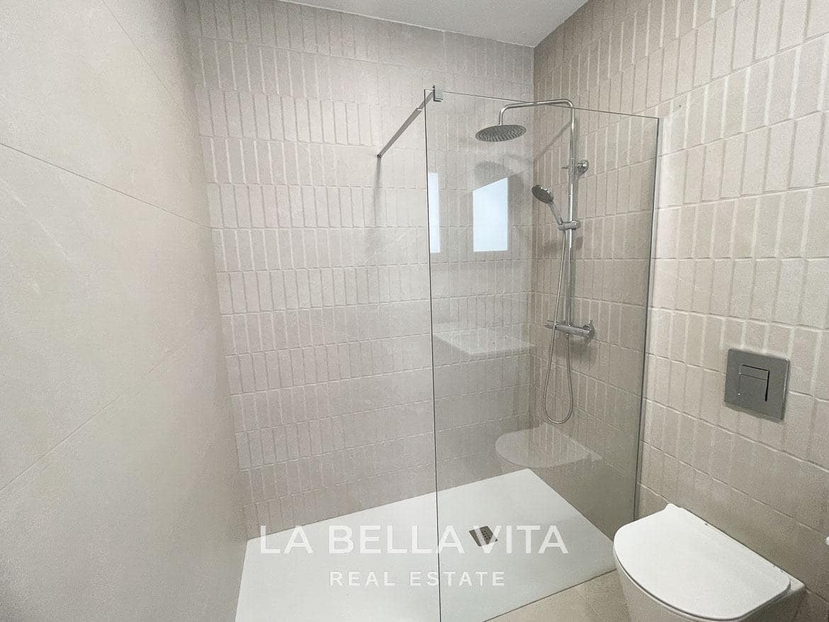 3 bedroom Villa for sale in Almoradi with pool - € 359,900 (Ref: 9375230)