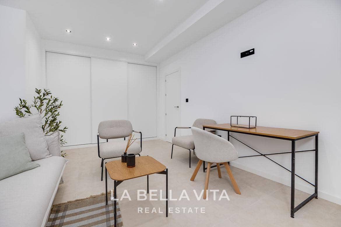 4 chambre Villa/Maison à vendre à Los Alcazares avec piscine garage - 685 000 € (Ref: 9375231)