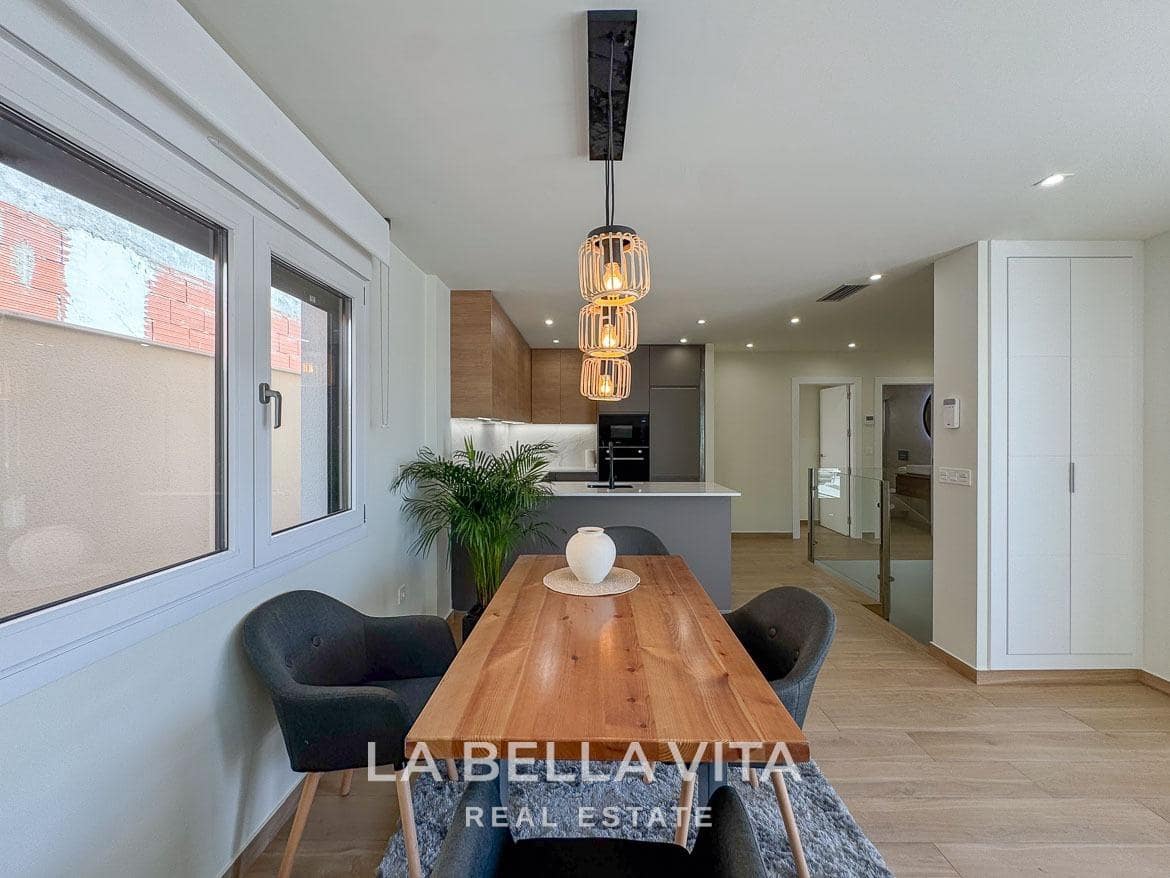 3 soveværelse Villa til salg i Pueblo Lucero med swimmingpool garage - € 480.000 (Ref: 9375233)