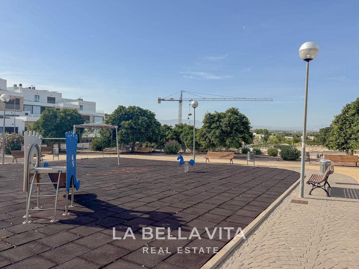 3 soveværelse Villa til salg i Pueblo Lucero med swimmingpool garage - € 480.000 (Ref: 9375233)