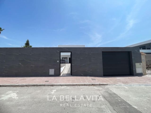 3 makuuhuone Huvila myytävänä paikassa Ciudad Quesada, Rojales mukana uima-altaan 
autotalli - 799 900 € (Ref: 9375234)