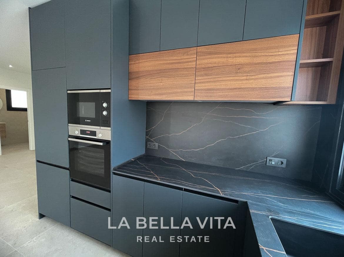 3 soveværelse Villa til salg i Ciudad Quesada med swimmingpool garage - € 799.900 (Ref: 9375234)