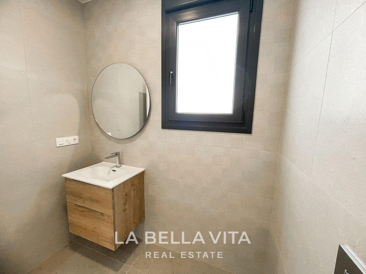 3 soveværelse Villa til salg i Ciudad Quesada med swimmingpool garage - € 799.900 (Ref: 9375234)