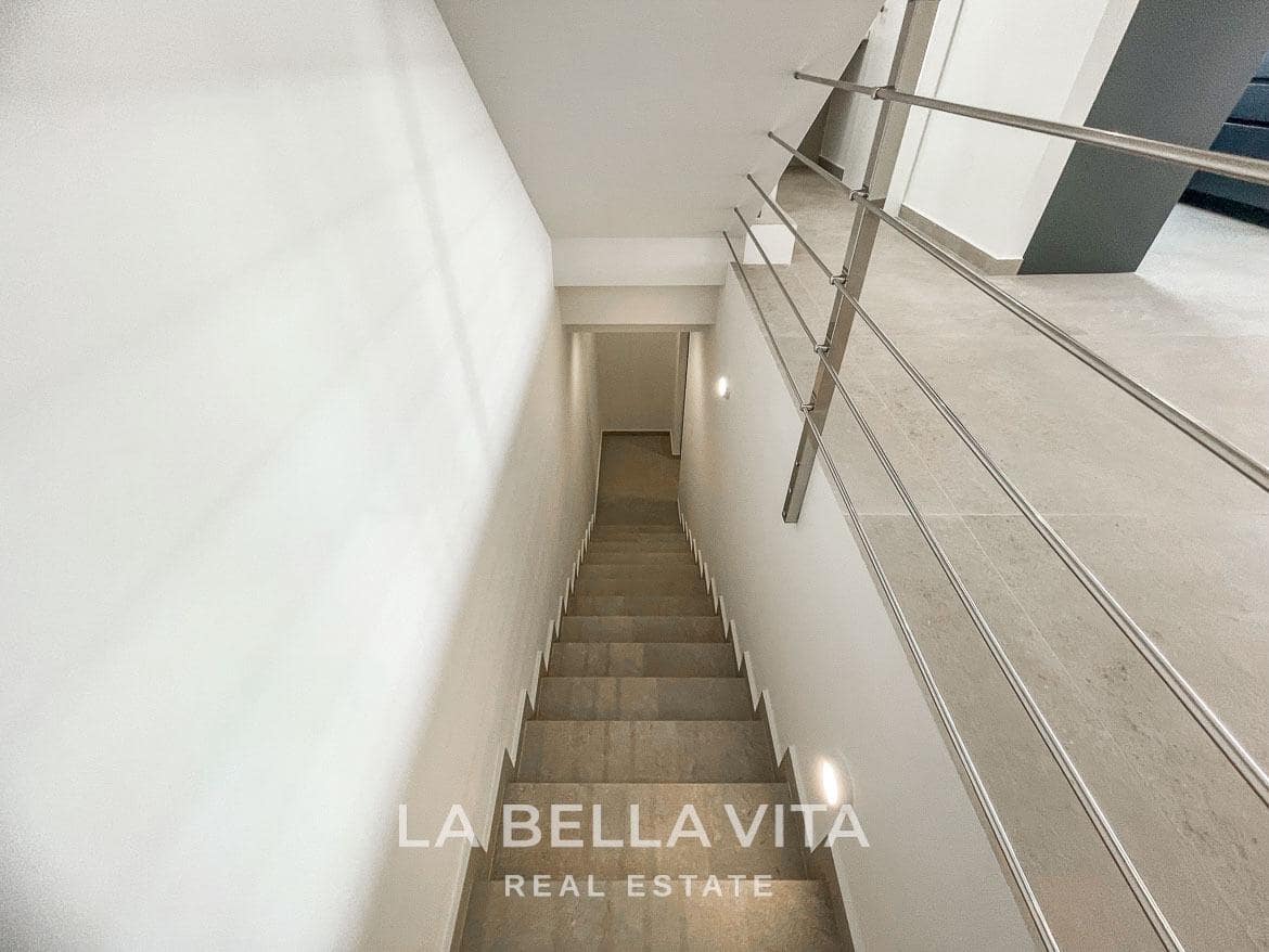 3 soveværelse Villa til salg i Ciudad Quesada med swimmingpool garage - € 799.900 (Ref: 9375234)