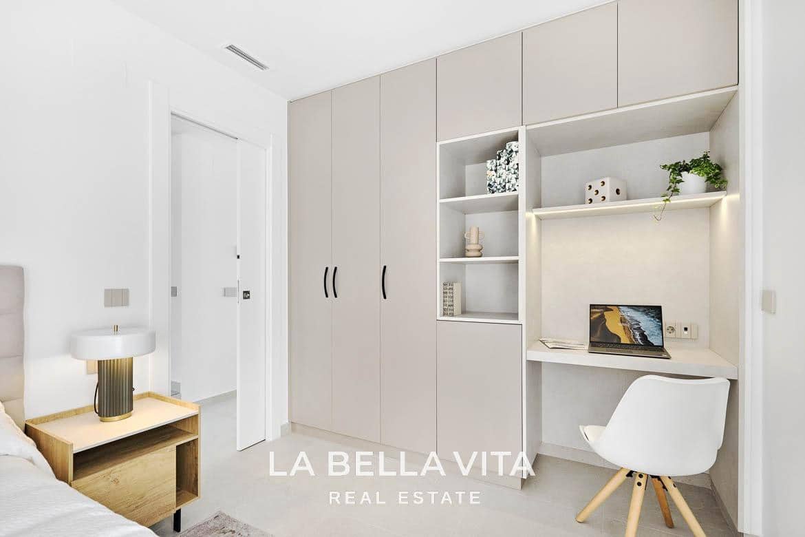 3 bedroom Villa for sale in San Miguel de Salinas with pool - € 649,000 (Ref: 9375235)