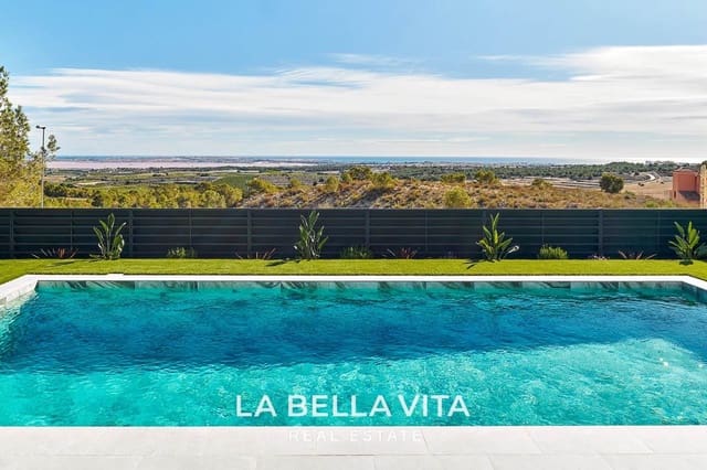 3 makuuhuone Huvila myytävänä paikassa San Miguel de Salinas mukana uima-altaan - 649 000 € (Ref: 9375235)