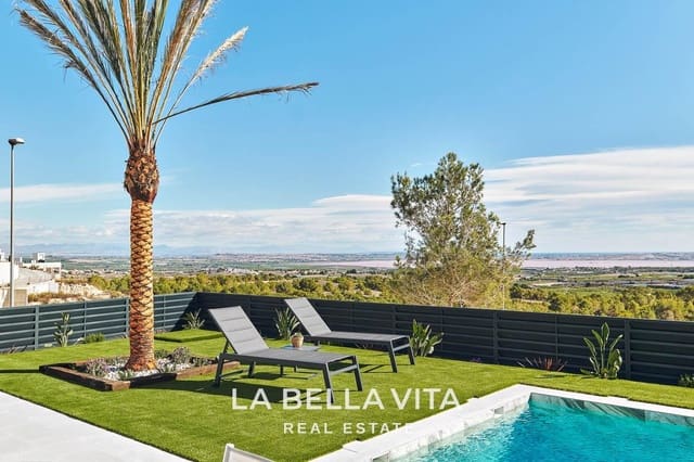 3 makuuhuone Huvila myytävänä paikassa San Miguel de Salinas mukana uima-altaan - 649 000 € (Ref: 9375235)