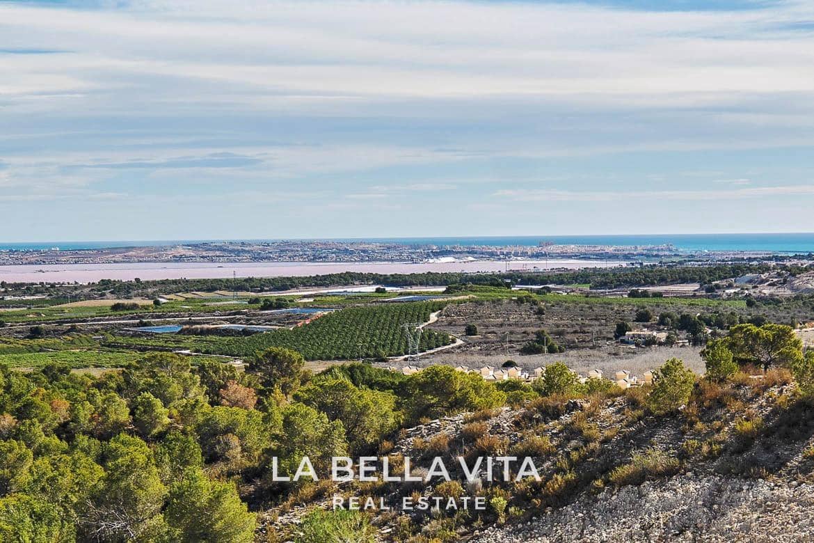 3 bedroom Villa for sale in San Miguel de Salinas with pool - € 649,000 (Ref: 9375235)