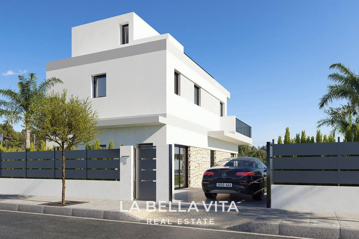 3 bedroom Villa for sale in San Miguel de Salinas with pool - € 649,000 (Ref: 9375235)