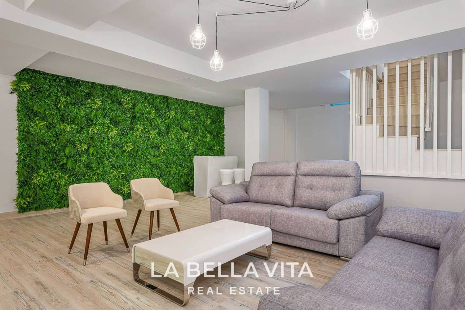 3 sypialnia Willa na sprzedaż w Los Montesinos z basenem - 485 000 € (Ref: 9375236)