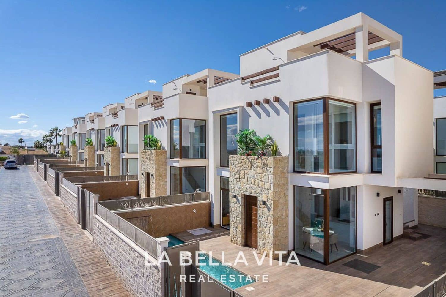 3 sypialnia Willa na sprzedaż w Los Montesinos z basenem - 485 000 € (Ref: 9375236)