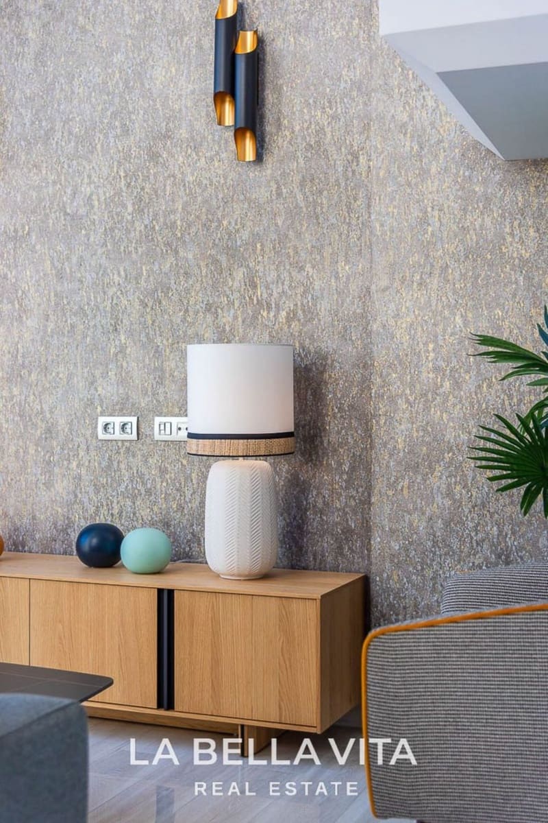 3 sypialnia Willa na sprzedaż w Los Montesinos z basenem - 485 000 € (Ref: 9375236)