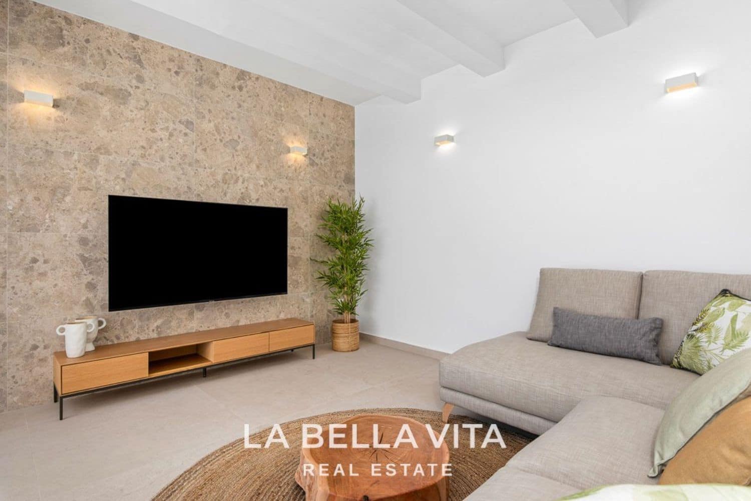 3 Zimmer Villa zu verkaufen in Benijofar mit Pool - 539.000 € (Ref: 9376749)