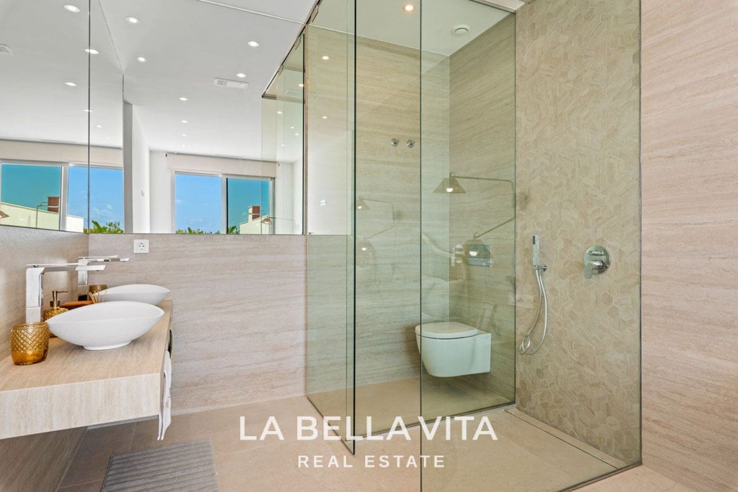 3 Zimmer Villa zu verkaufen in Benijofar mit Pool - 539.000 € (Ref: 9376749)