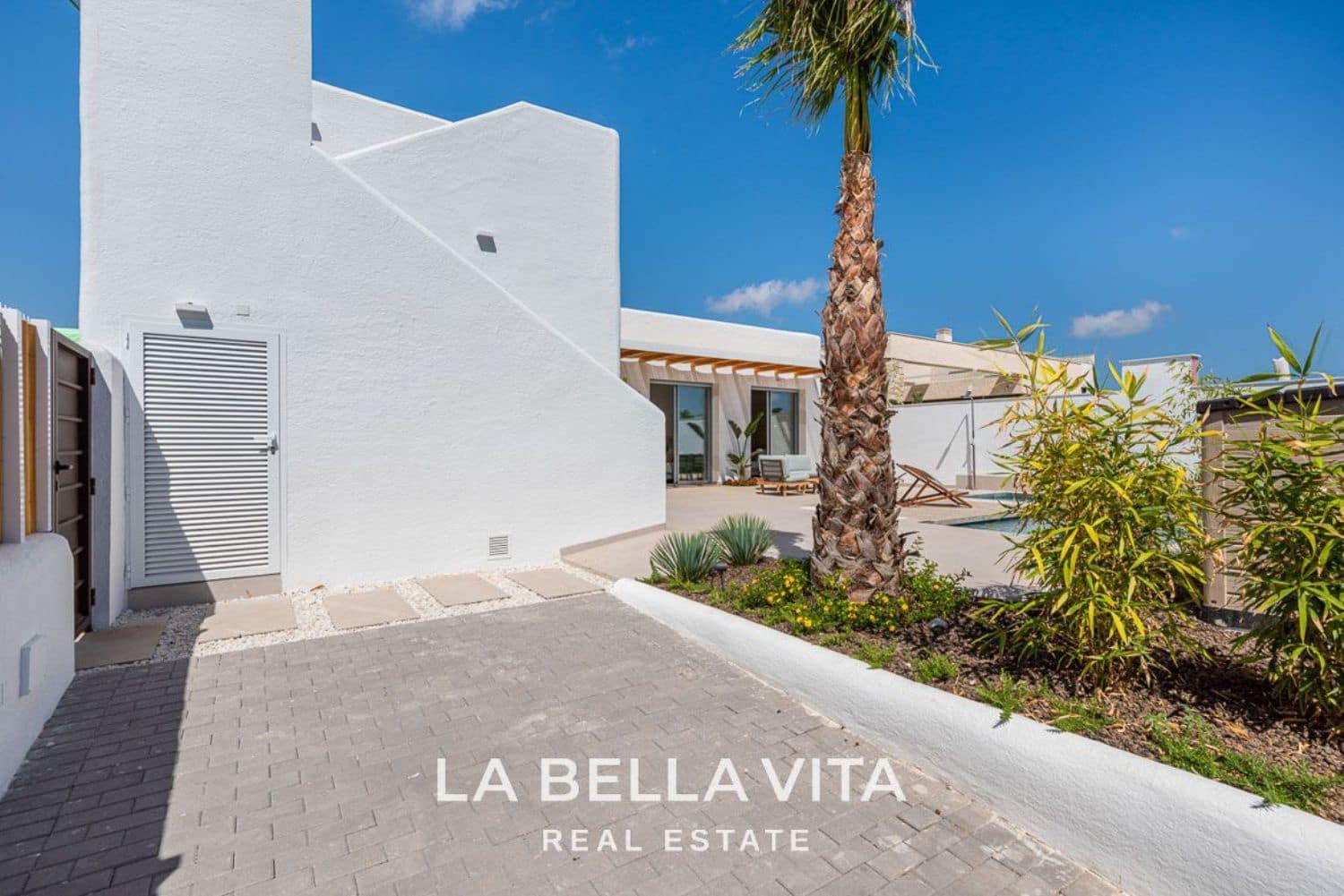 3 Zimmer Villa zu verkaufen in Benijofar mit Pool - 539.000 € (Ref: 9376749)