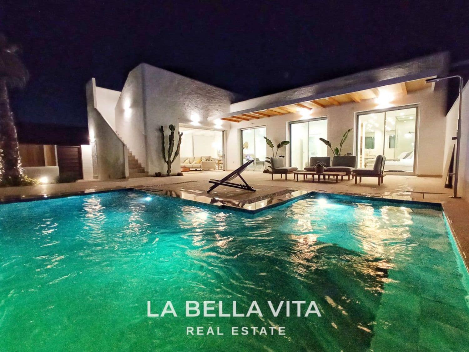 3 Zimmer Villa zu verkaufen in Benijofar mit Pool - 539.000 € (Ref: 9376749)