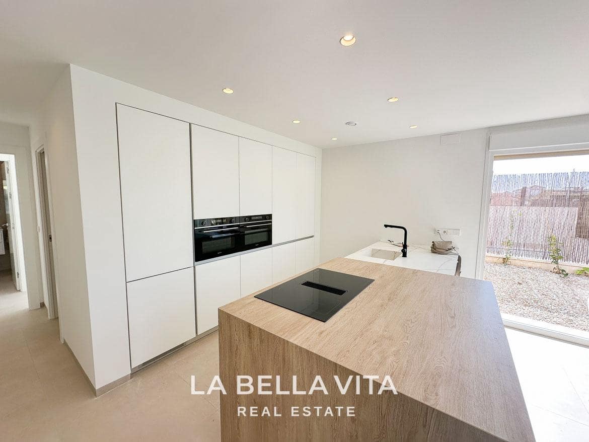 3 bedroom Villa for sale in Los Montesinos with pool - € 439,000 (Ref: 9452836)