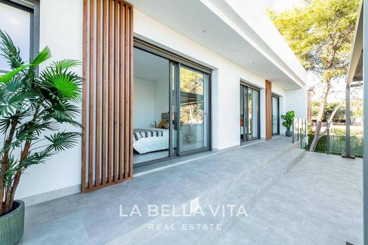 3 camera da letto Villa in vendita in Pinar de Campoverde con piscina garage - 825.000 € (Rif: 9452837)