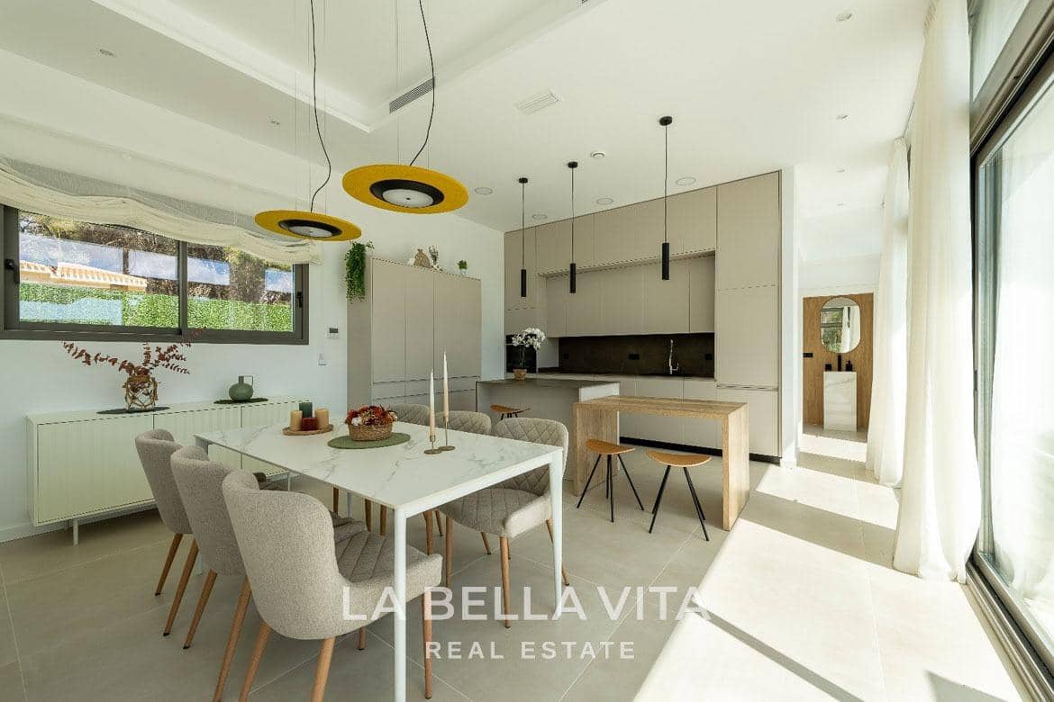 3 camera da letto Villa in vendita in Pinar de Campoverde con piscina garage - 825.000 € (Rif: 9452837)