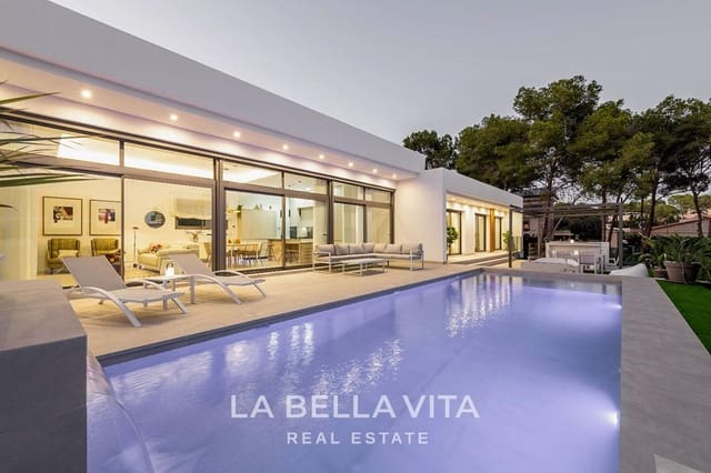 3 sypialnia Willa na sprzedaż w Pinar de Campoverde, Pilar de la Horadada z basenem garażem - 825 000 € (Ref: 9452837)