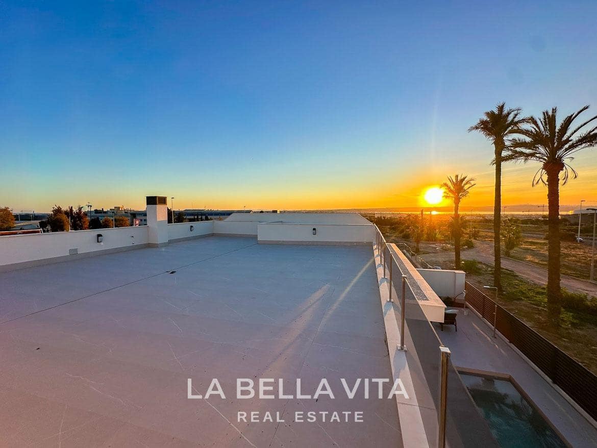 3 quarto Moradia para venda em Aguas Nuevas com piscina garagem - 595 000 € (Ref: 9452838)