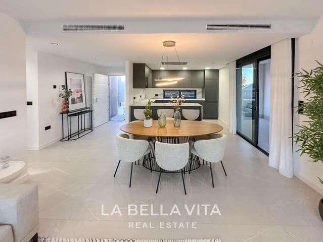 3 slaapkamer Villa te koop in Aguas Nuevas, Torrevieja met zwembad garage - € 595.000 (Ref: 9452838)