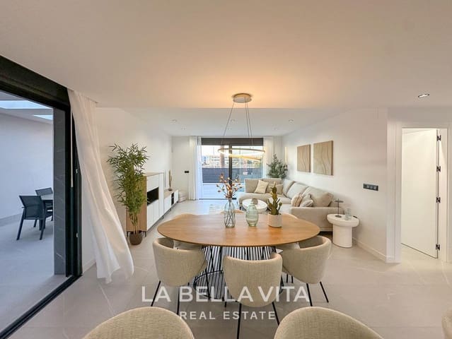 3 slaapkamer Villa te koop in Aguas Nuevas, Torrevieja met zwembad garage - € 595.000 (Ref: 9452838)