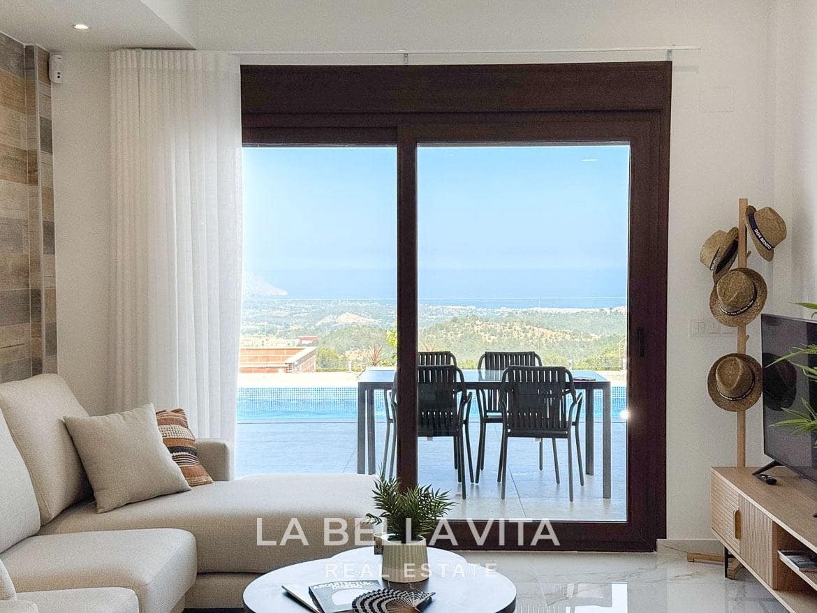 3 sypialnia Willa na sprzedaż w Polop z basenem garażem - 598 000 € (Ref: 9452839)