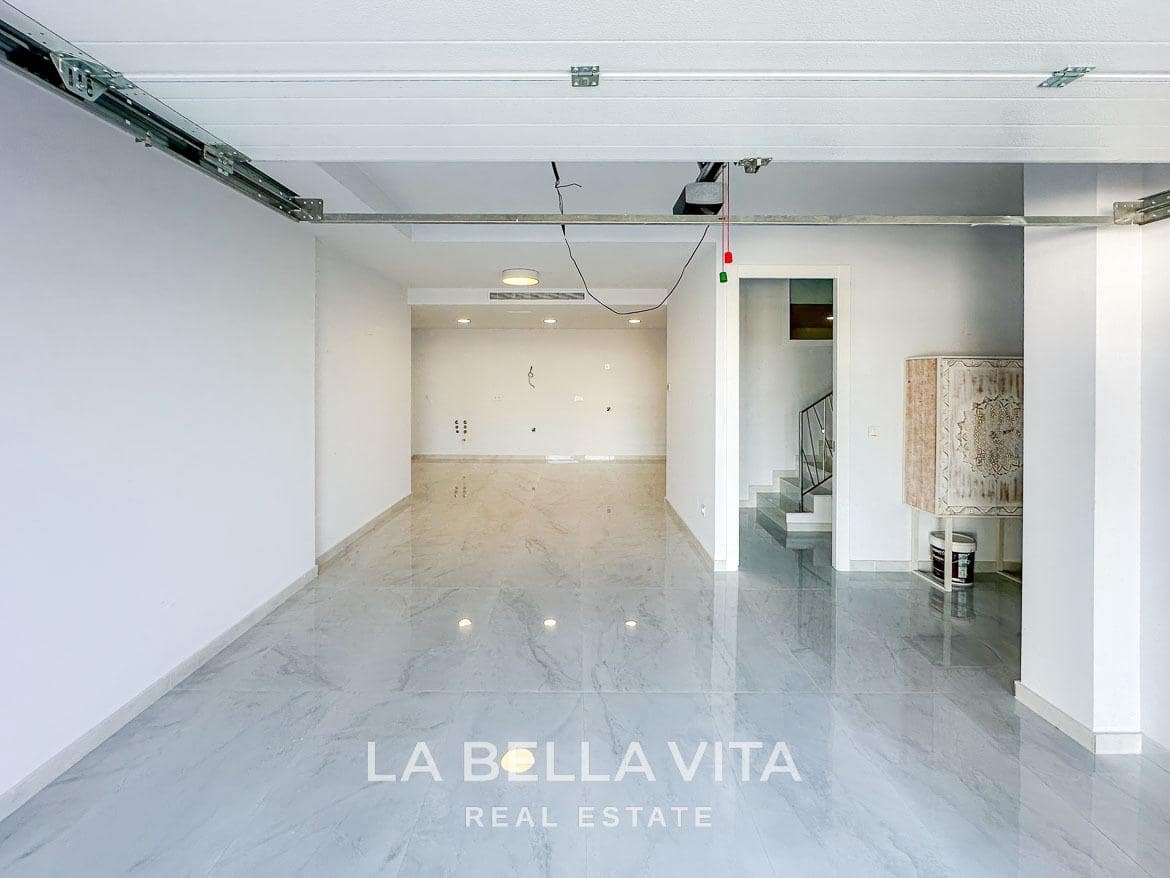 6 bedroom Villa for sale in Orihuela with pool garage - € 1,780,000 (Ref: 9533909)