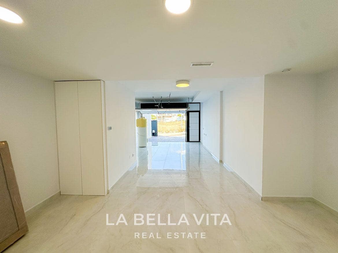 6 bedroom Villa for sale in Orihuela with pool garage - € 1,780,000 (Ref: 9533909)