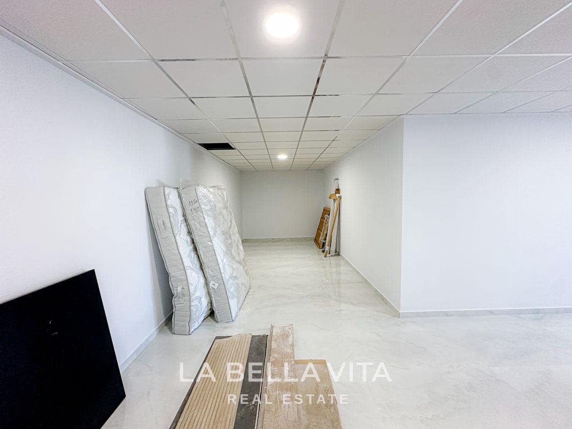 6 bedroom Villa for sale in Orihuela with pool garage - € 1,780,000 (Ref: 9533909)