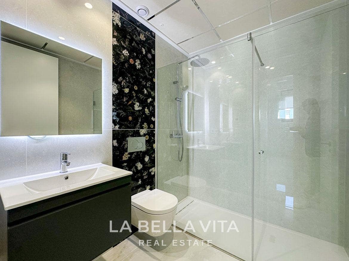 6 bedroom Villa for sale in Orihuela with pool garage - € 1,780,000 (Ref: 9533909)