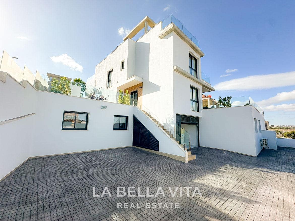 6 soverom Villa til salgs i Orihuela med svømmebasseng garasje - € 1 780 000 (Ref: 9533909)