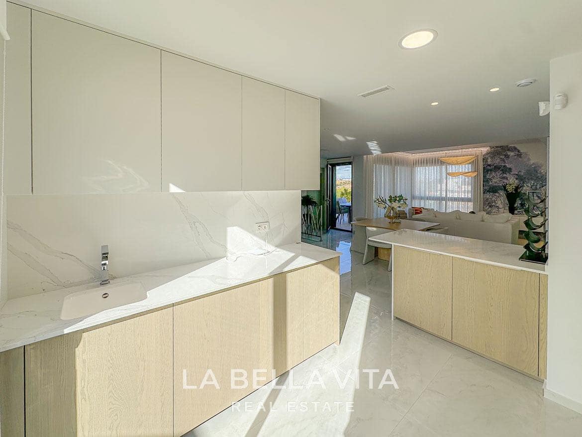6 soverom Villa til salgs i Orihuela med svømmebasseng garasje - € 1 780 000 (Ref: 9533909)