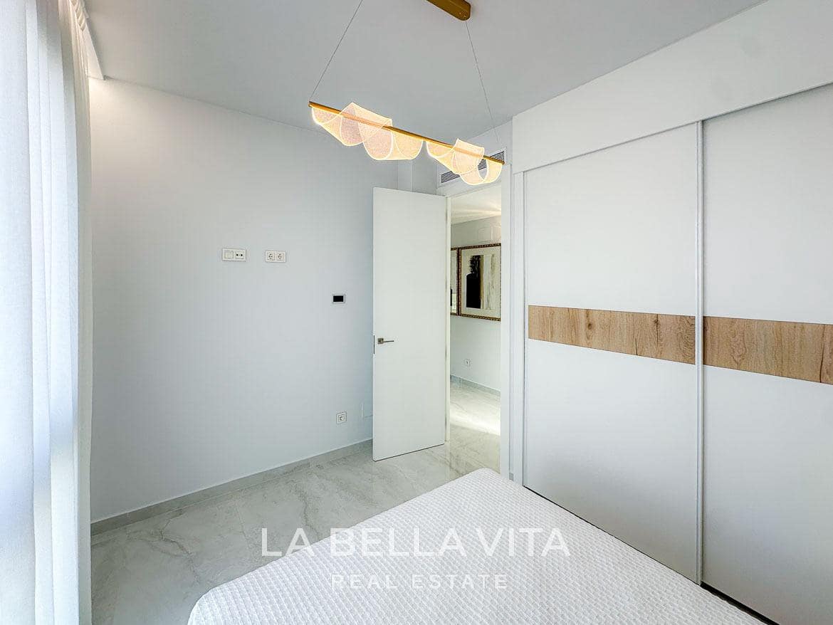 6 soverom Villa til salgs i Orihuela med svømmebasseng garasje - € 1 780 000 (Ref: 9533909)