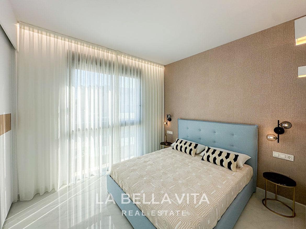 6 soverom Villa til salgs i Orihuela med svømmebasseng garasje - € 1 780 000 (Ref: 9533909)