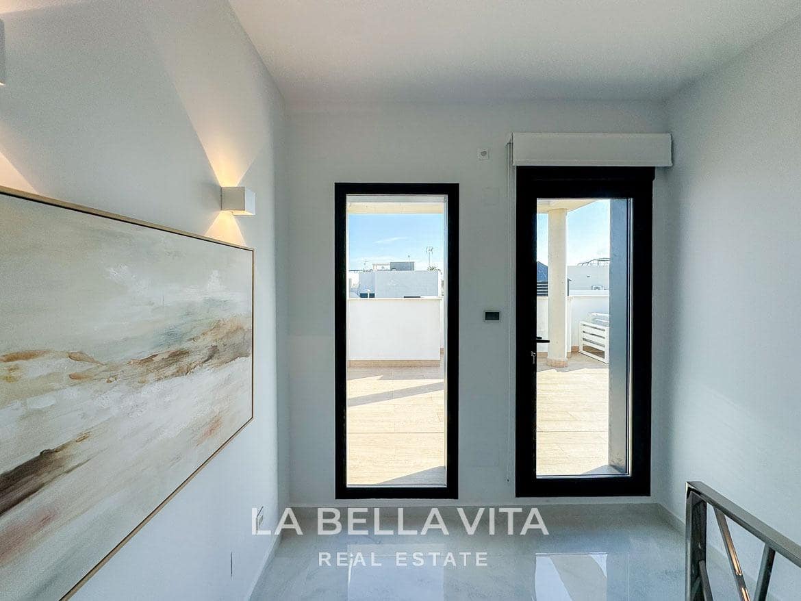 6 soverom Villa til salgs i Orihuela med svømmebasseng garasje - € 1 780 000 (Ref: 9533909)