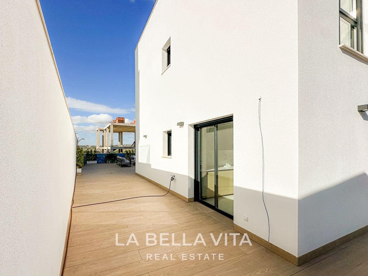 6 soverom Villa til salgs i Orihuela med svømmebasseng garasje - € 1 780 000 (Ref: 9533909)