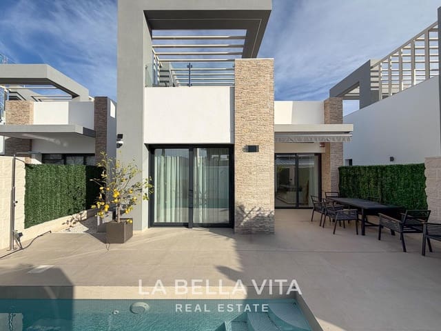 Chalet de 2 habitaciones en San Fulgencio en venta con piscina - 367.900 € (Ref: 9630277)