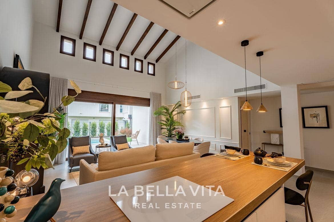 3 slaapkamer Villa te koop in Algorfa met zwembad - € 555.000 (Ref: 9762142)