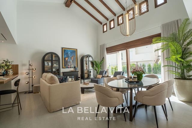 Chalet de 3 habitaciones en Algorfa en venta con piscina - 555.000 € (Ref: 9762142)