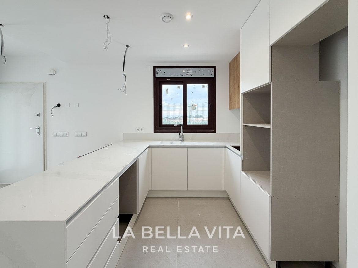 3 slaapkamer Villa te koop in Pinar de Campoverde met zwembad garage - € 499.000 (Ref: 9762143)