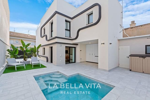 4 slaapkamer Rijtjeshuis te koop in Torre de la Horadada, Pilar de la Horadada met zwembad - € 698.000 (Ref: 9762145)