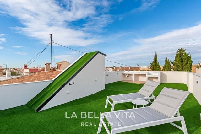 Adosado de 4 habitaciones en Torre de la Horadada, Pilar de la Horadada en venta con piscina - 698.000 € (Ref: 9762145)