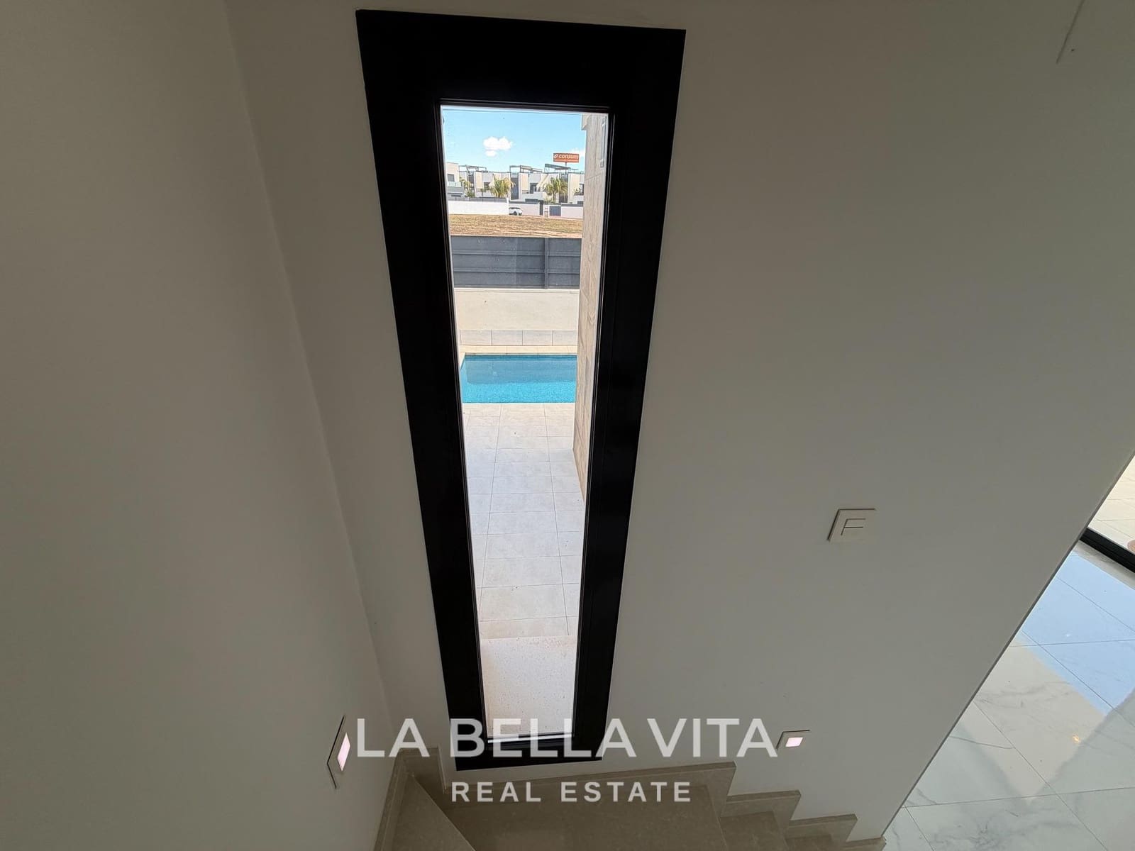 3 soverom Villa til salgs i Ciudad Quesada med svømmebasseng - € 399 000 (Ref: 9808167)