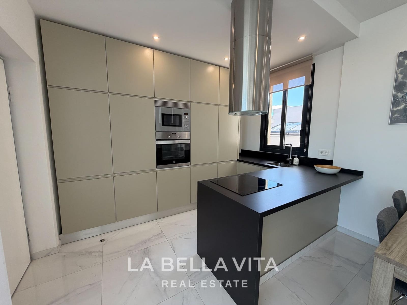 3 soverom Villa til salgs i Ciudad Quesada med svømmebasseng - € 399 000 (Ref: 9808167)