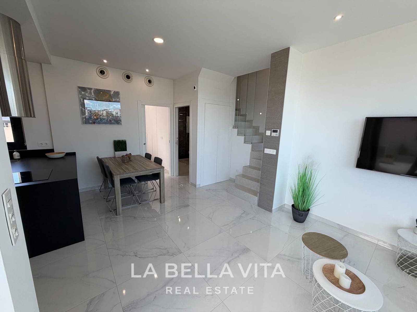 3 soverom Villa til salgs i Ciudad Quesada med svømmebasseng - € 399 000 (Ref: 9808167)