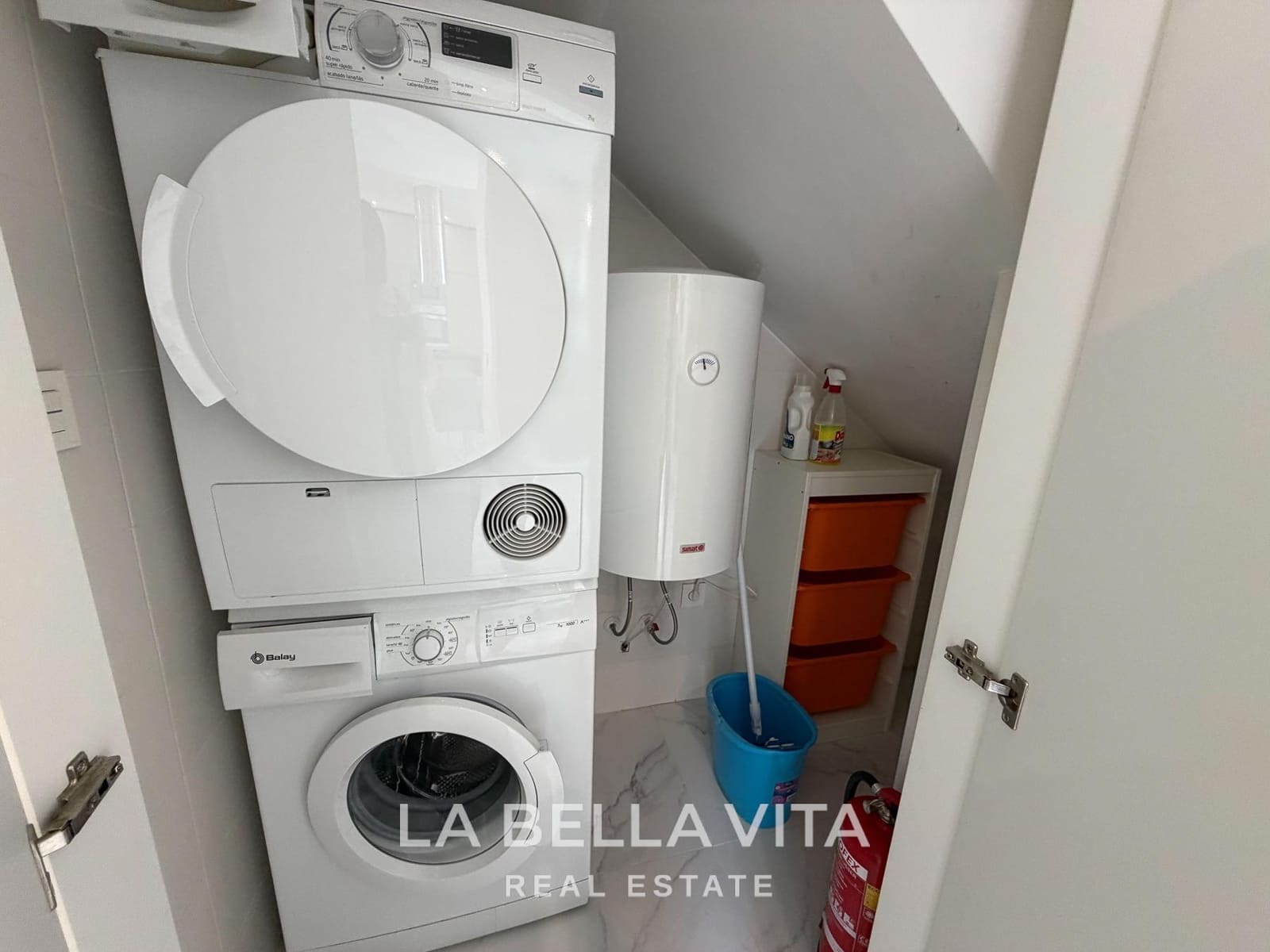 3 soverom Villa til salgs i Ciudad Quesada med svømmebasseng - € 399 000 (Ref: 9808167)