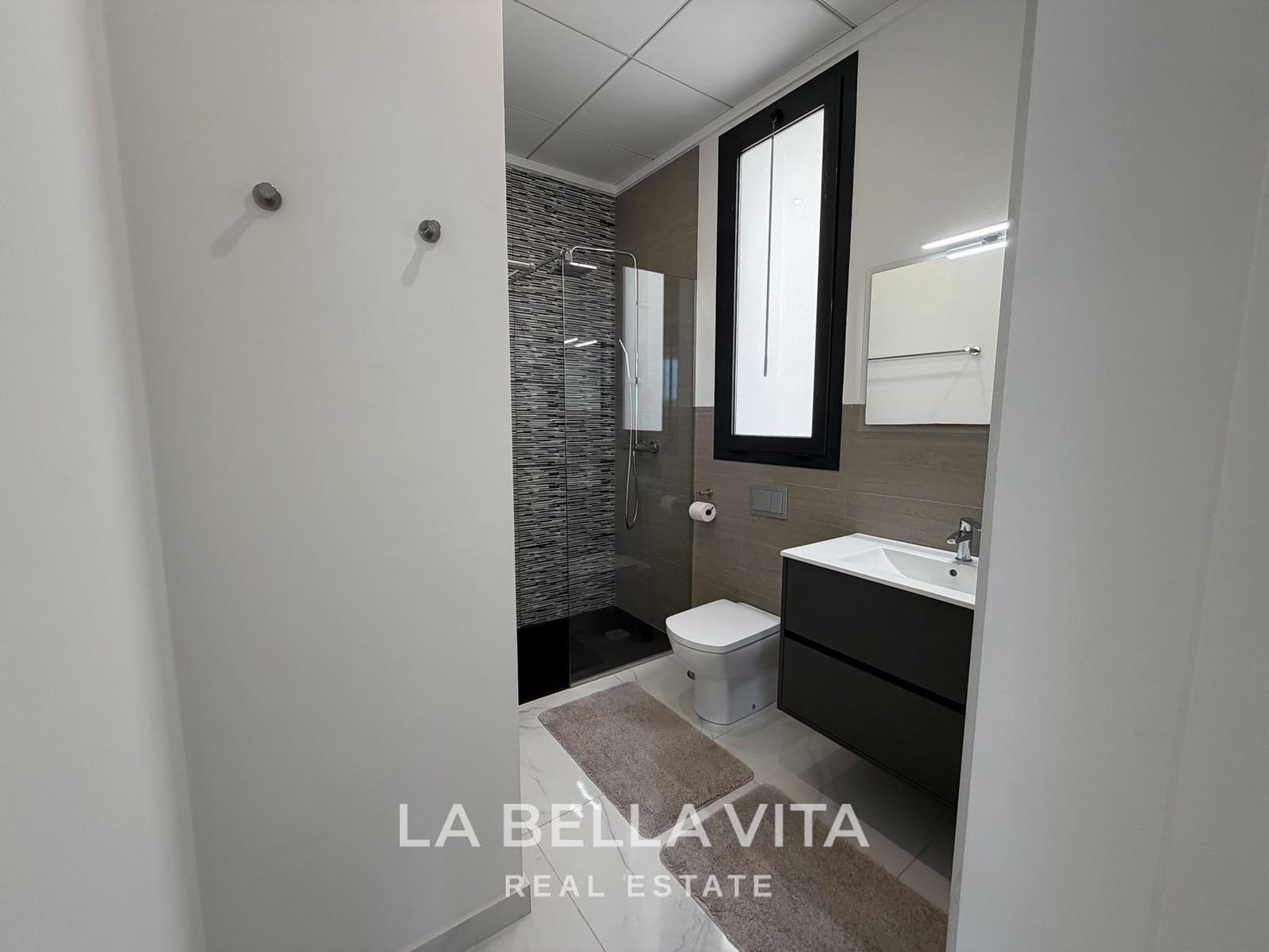 3 soverom Villa til salgs i Ciudad Quesada med svømmebasseng - € 399 000 (Ref: 9808167)