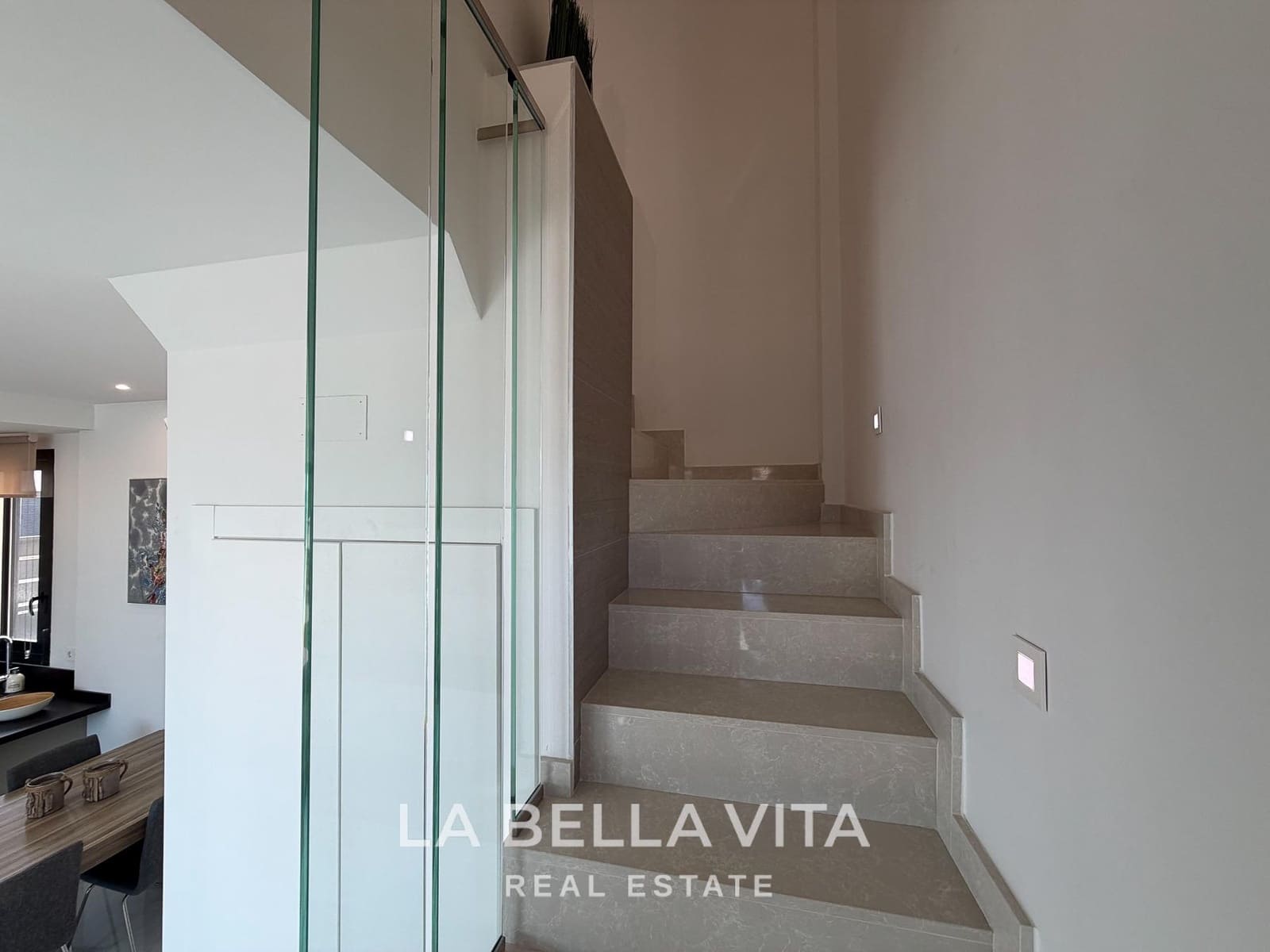 3 soverom Villa til salgs i Ciudad Quesada med svømmebasseng - € 399 000 (Ref: 9808167)